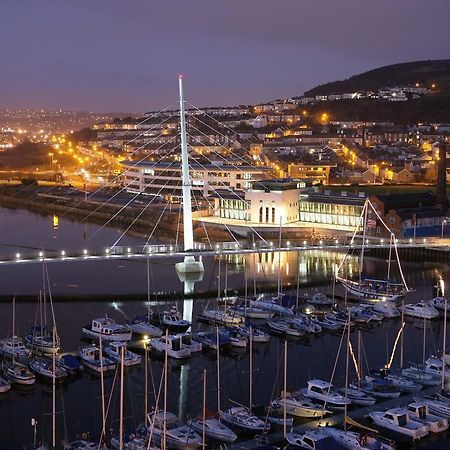 Just Stay Wales - Mariners Walk Swansea Ngoại thất bức ảnh